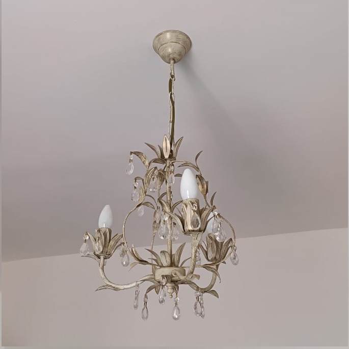 ceiling light fitting